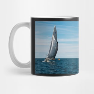 8 Metre Action Mug